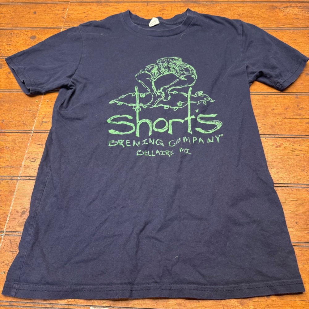 Shorts Brewing Company‎ Bellaire MI Navy Blue Graphic T-Shirt Small Craft Beer